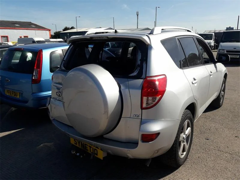 Продажа Toyota RAV4 2.0 (152Hp) (1AZ-FE) 4WD AT по запчастям