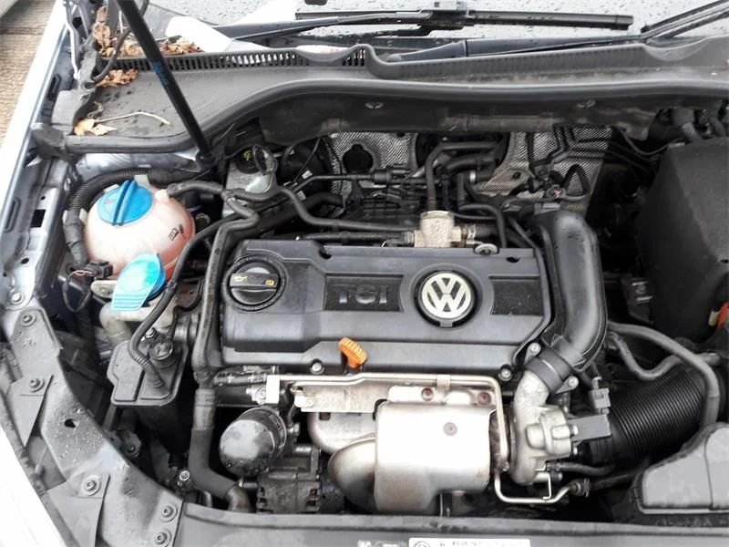 Продажа Volkswagen Golf 1.4 (122Hp) (CAXA) FWD AT по запчастям