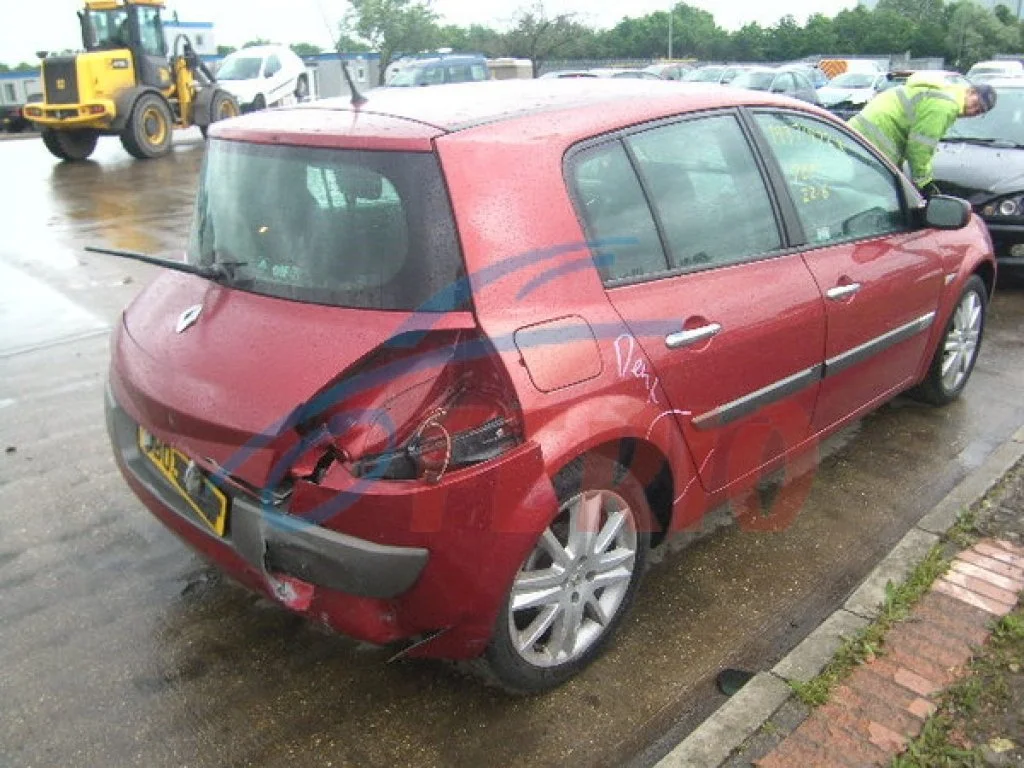 Продажа Renault Megane 1.5D (82Hp) (K9K 722) FWD MT по запчастям