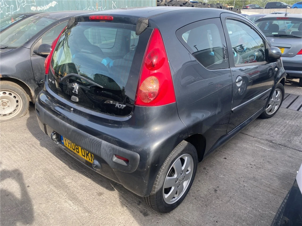 Продажа Peugeot 107 1.0 (68Hp) (1KR-FE) FWD AT по запчастям