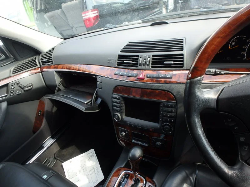 Продажа Mercedes-Benz S class 5.0 (306Hp) (113.960) RWD AT по запчастям