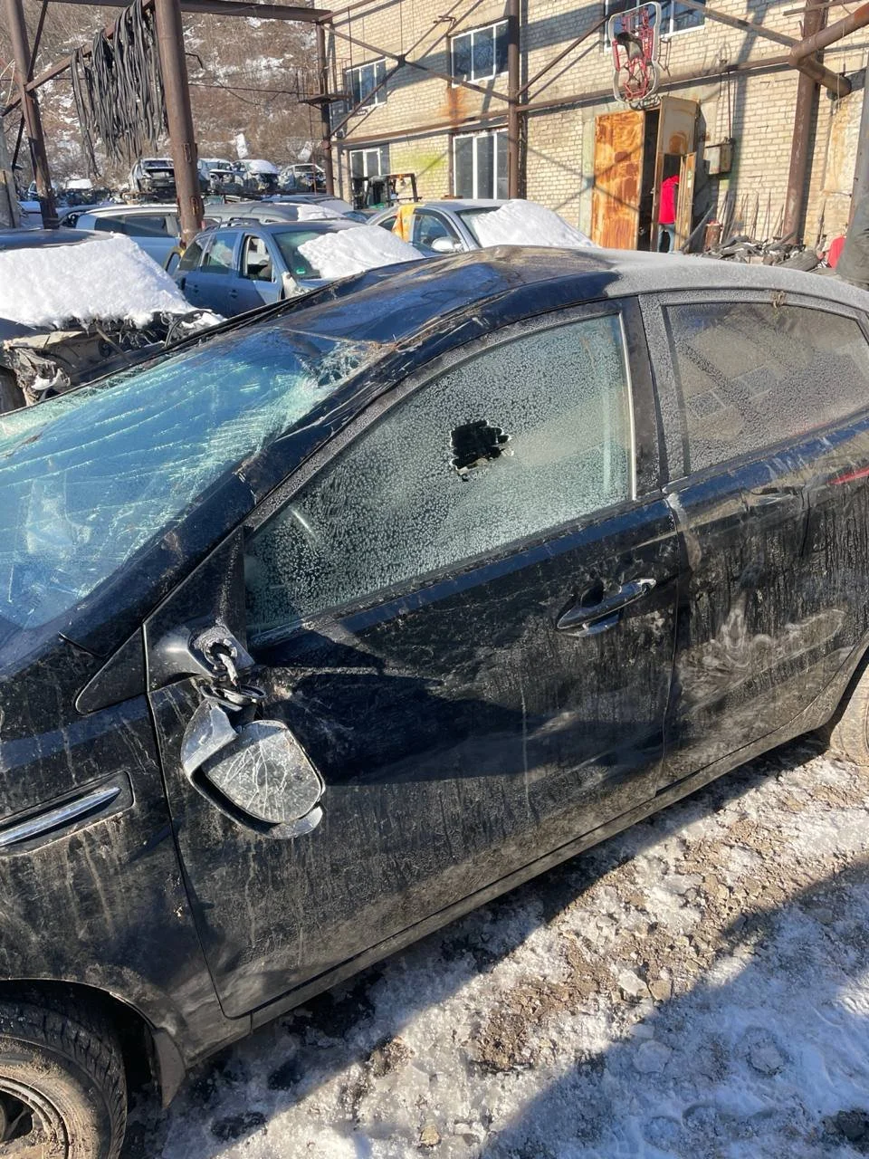 Продажа Kia Rio 1.6 (123Hp) (G4FC) FWD MT по запчастям