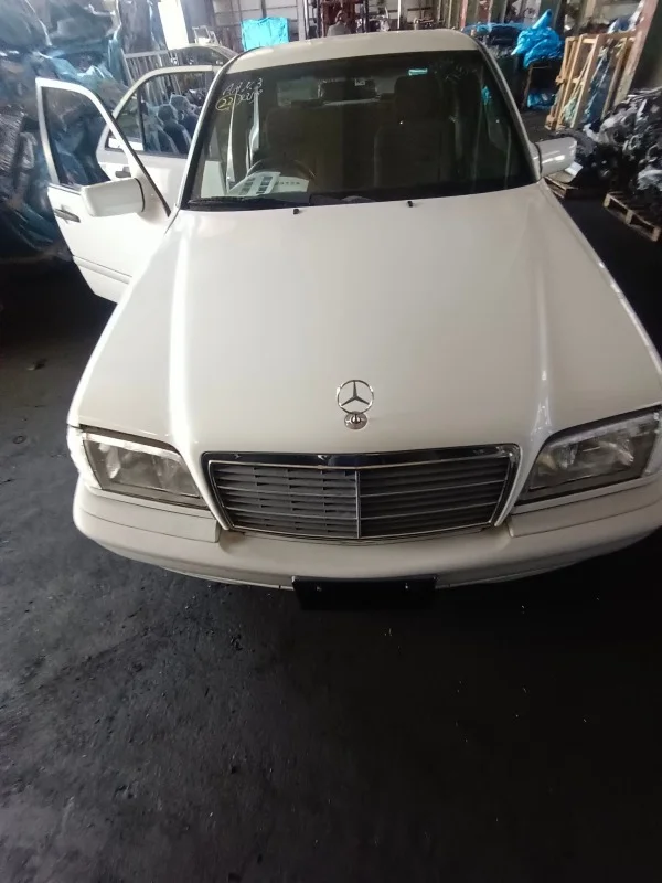 Продажа Mercedes-Benz C class 2.2 (150Hp) (111.961) RWD AT по запчастям