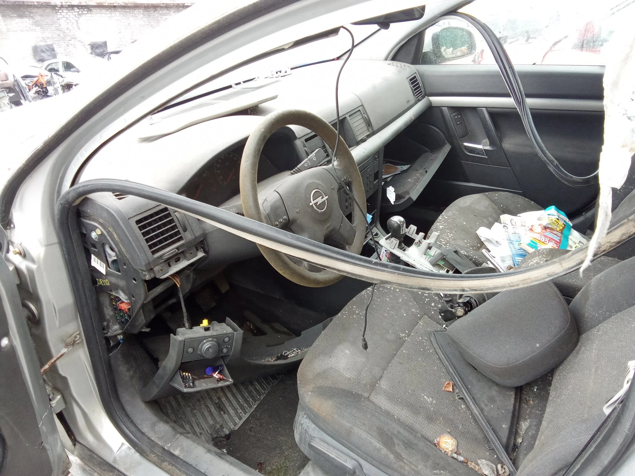 Продажа Opel Vectra 2.2 (147Hp) (Z22SE) FWD AT по запчастям