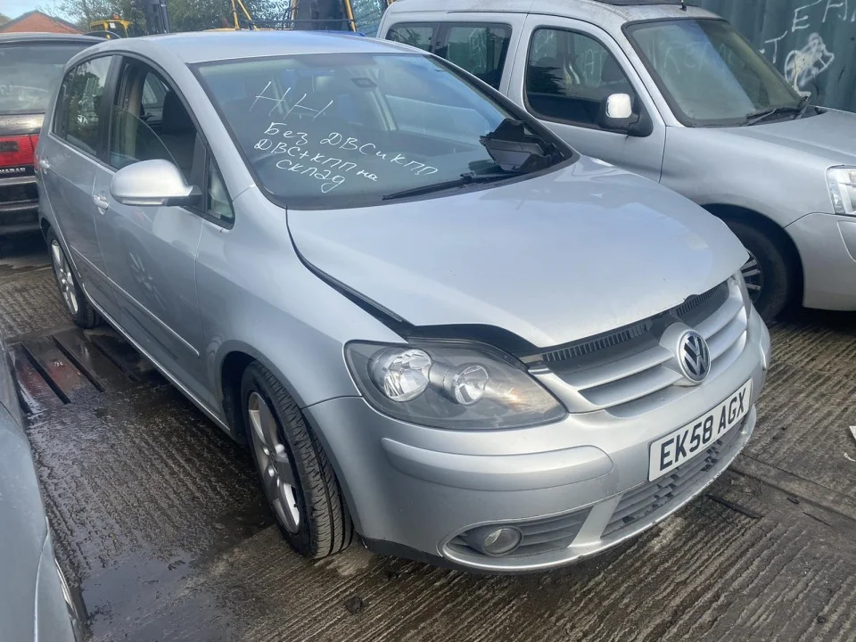 Продажа Volkswagen Golf Plus 1.6 (102Hp) (BSE) FWD AT по запчастям