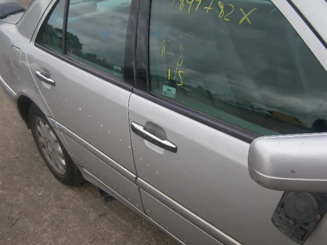 Продажа Mercedes-Benz C class 2.2 (150Hp) (111.961) RWD AT по запчастям