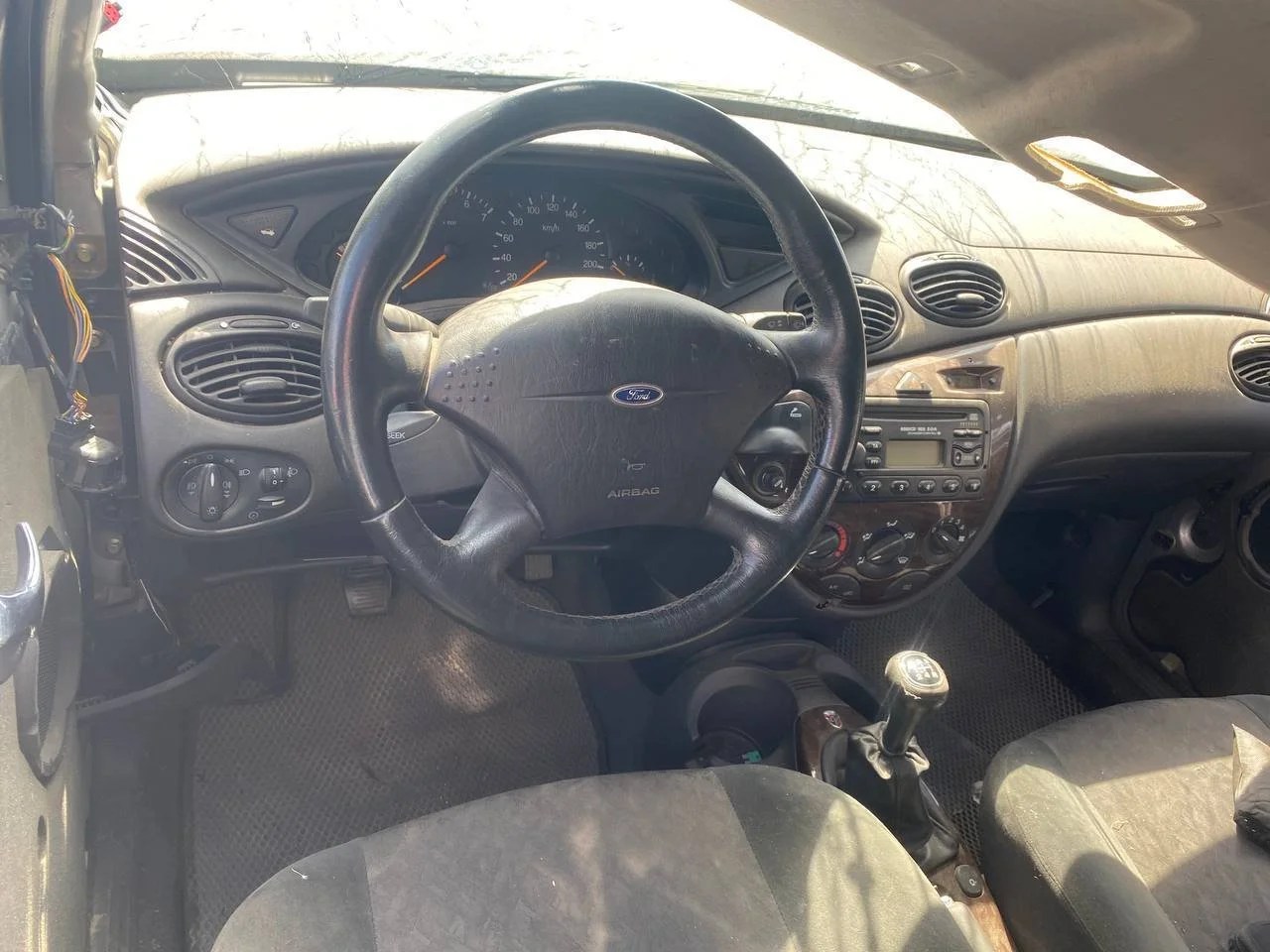 Продажа Ford Focus 1.8 (115Hp) (EYDC) FWD MT по запчастям