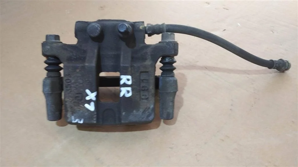 Б.у. суппорт MITSUBISHI LANCER CY3A MITSUBISHI LANCER CY3A