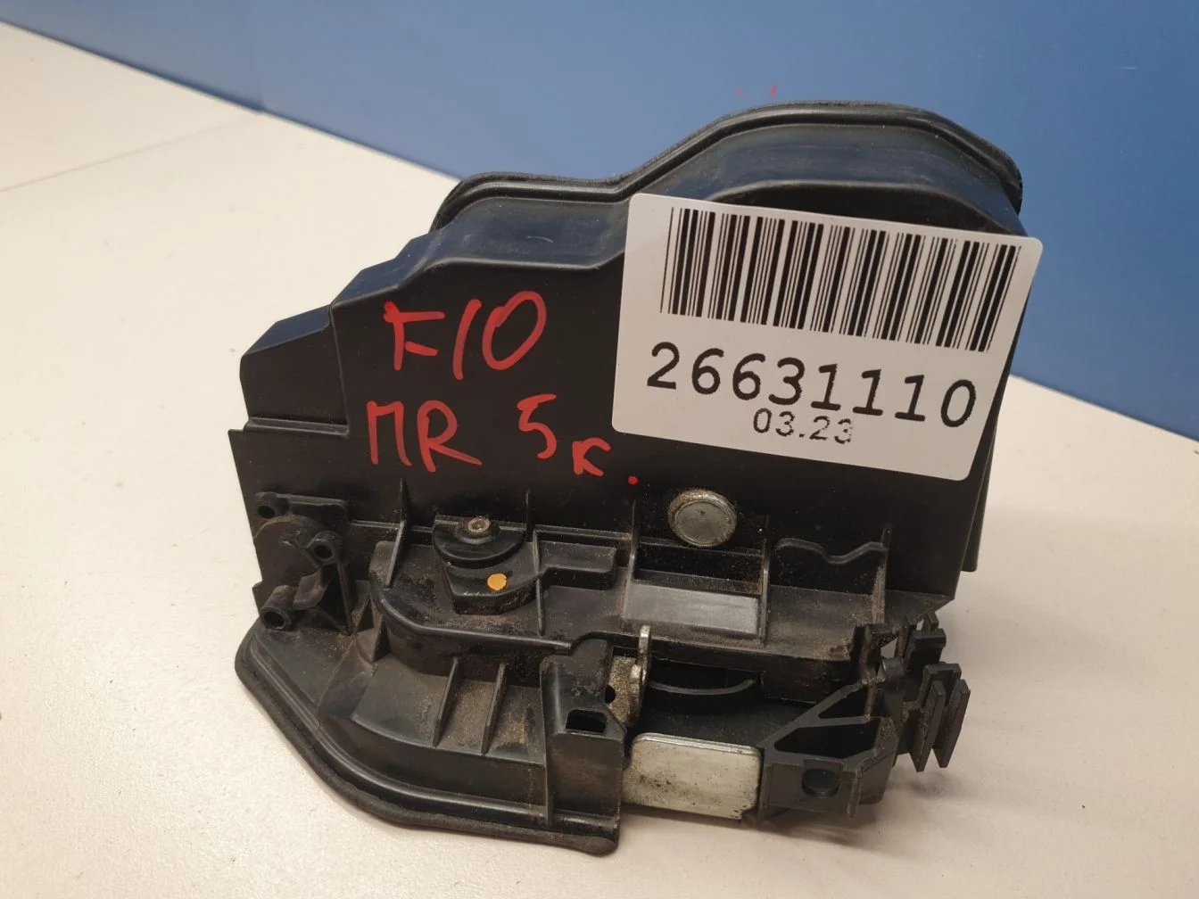 Замок двери передней правой для BMW 5 F10 2009-2017