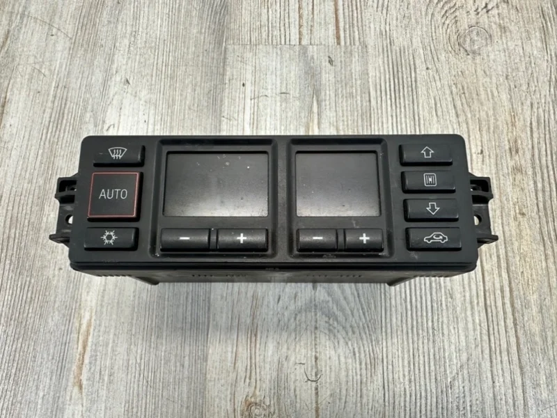 Блок управления климат контролем Audi A4 1998-2000 8D