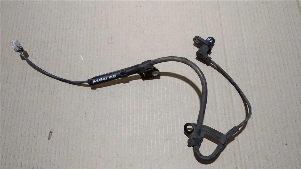 Б.у. датчик abs TOYOTA NOAH AZR60 TOYOTA NOAH AZR60
