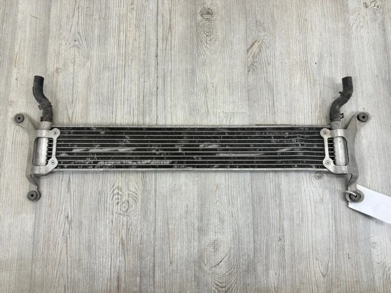 Дополнительный радиатор системы охлаждения Audi Q7 2007-2015 4L