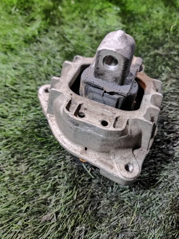 Подушка двигателя BMW 530D 2011 F10