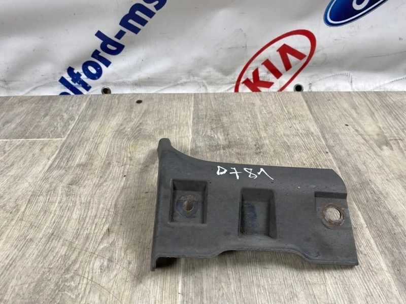 Накладка крыло нижняя FORD FOCUS 2 2006 Хэчбэк