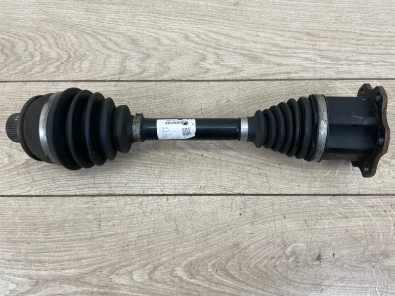 Привод сборе Audi Q7 2015- 4M