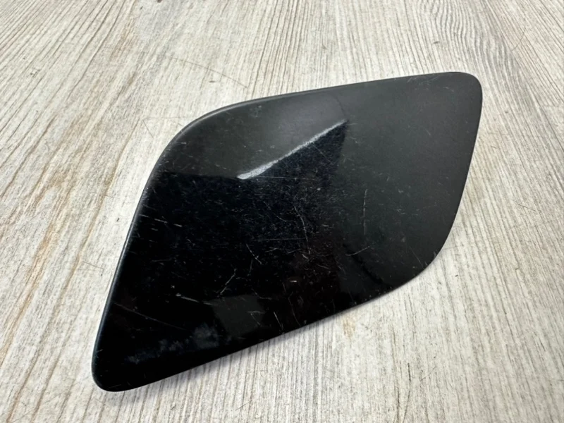 Крышка форсунки омывателя фар Audi Q7 2007-2010 4L