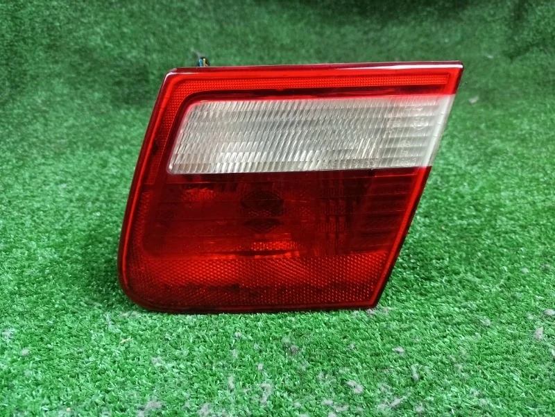 Фонарь в крышку багажника BMW e46