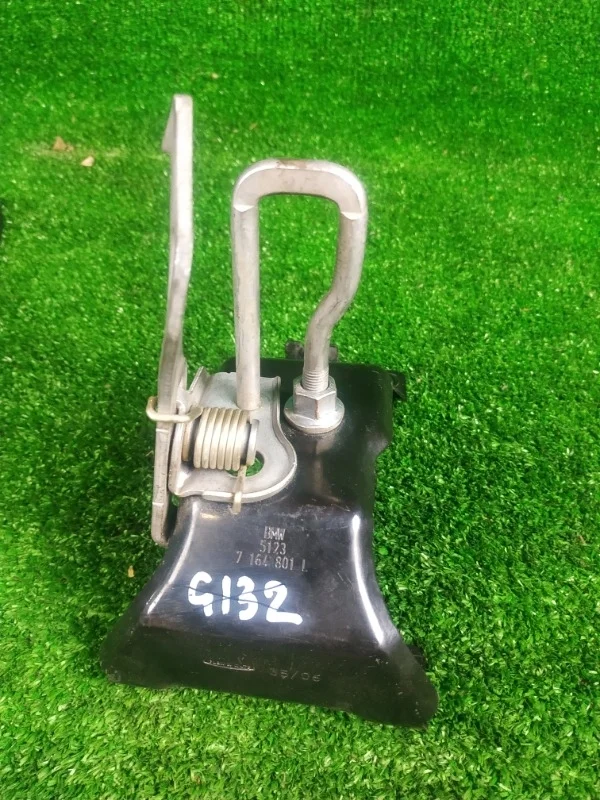 Замок капота BMW E70