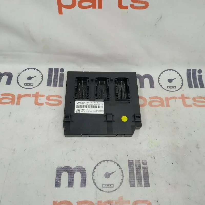 Блок бортовой сети Audi Q3 2013 8U