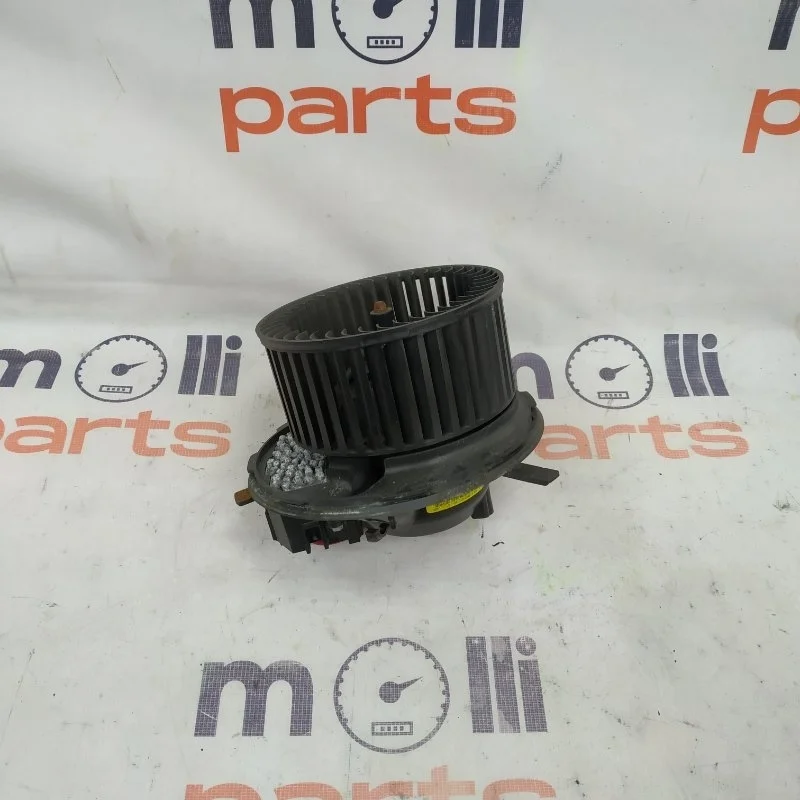 Моторчик печки Volkswagen Tiguan 2019