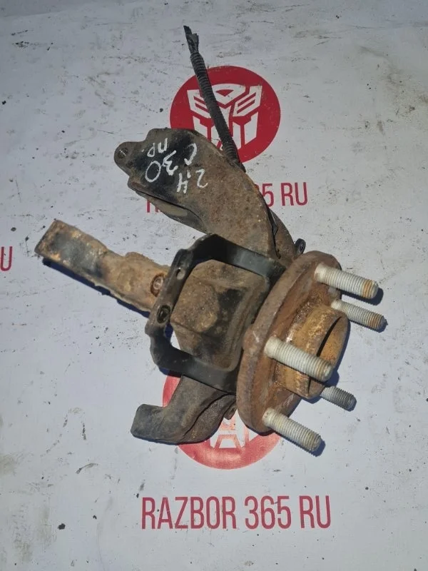 Кулак в сборе со ступицей Volvo C30 2008 MK