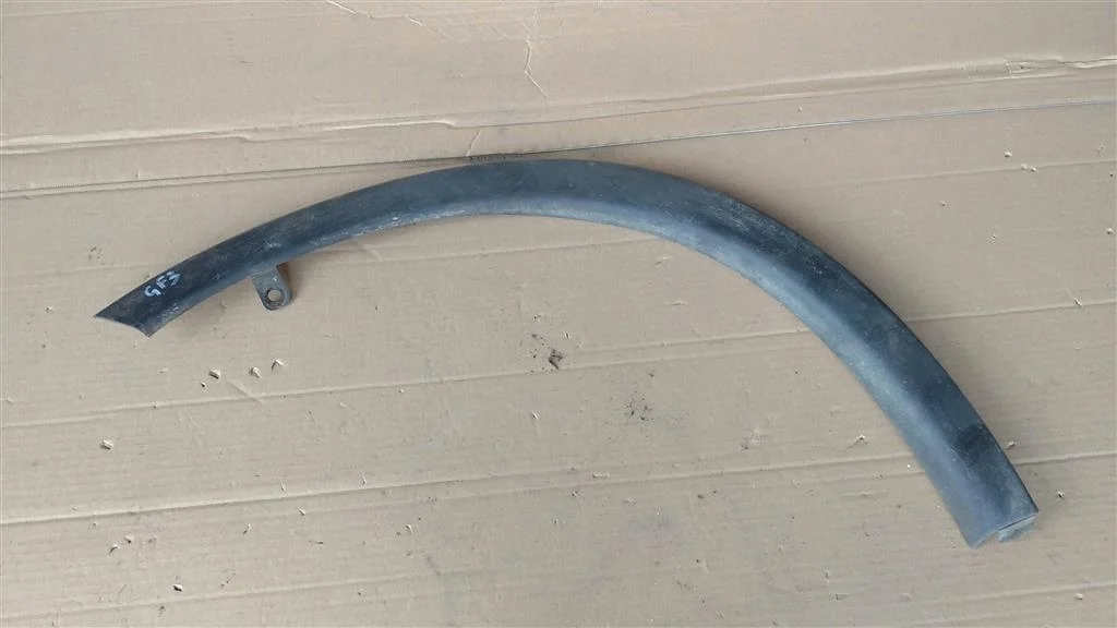 Б.у. расширитель крыла MITSUBISHI OUTLANDER GF3W MITSUBISHI OUTLANDER GF3W