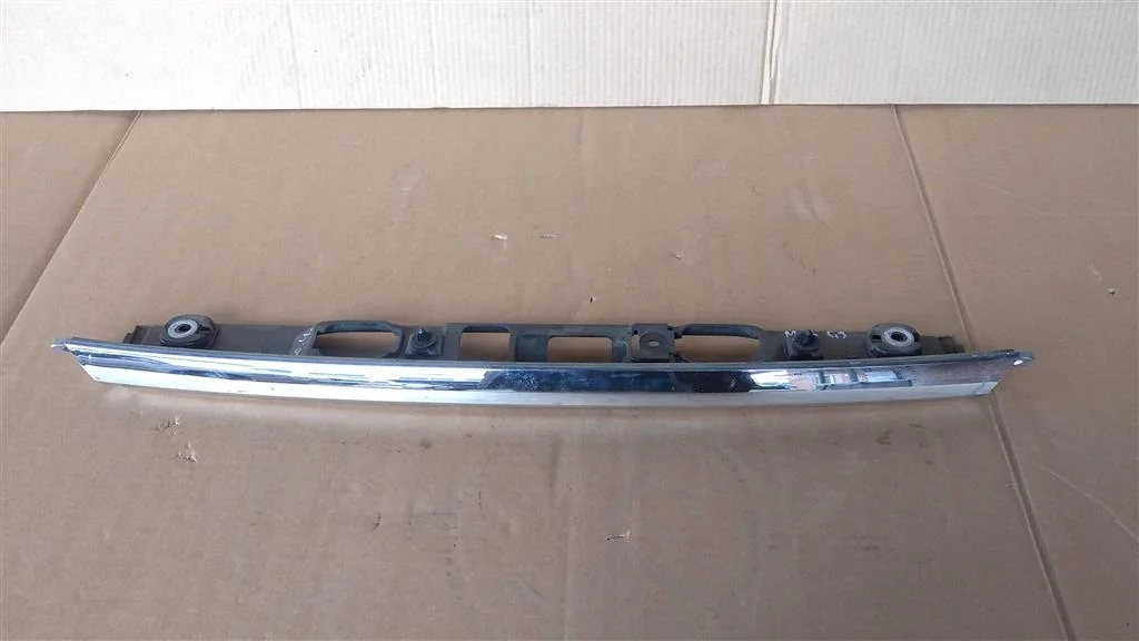 Б.у. накладка на крышку багажника MAZDA MAZDA 6 GJ MAZDA MAZDA 6 GJ