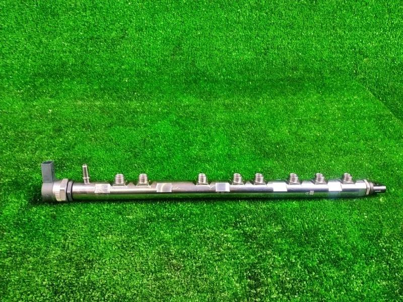 Топливная рампа BMW 330DX 2018 F30/F31