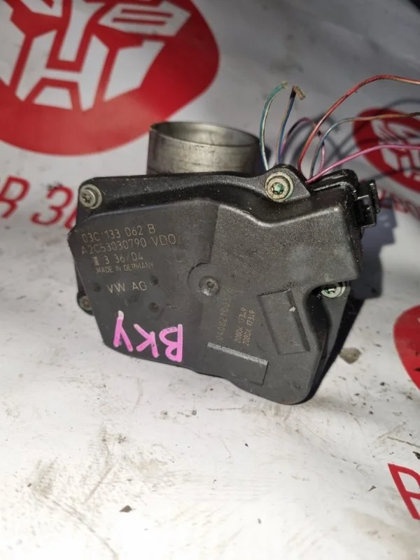 Дроссельная заслонка Volkswagen Polo 2007 9N1