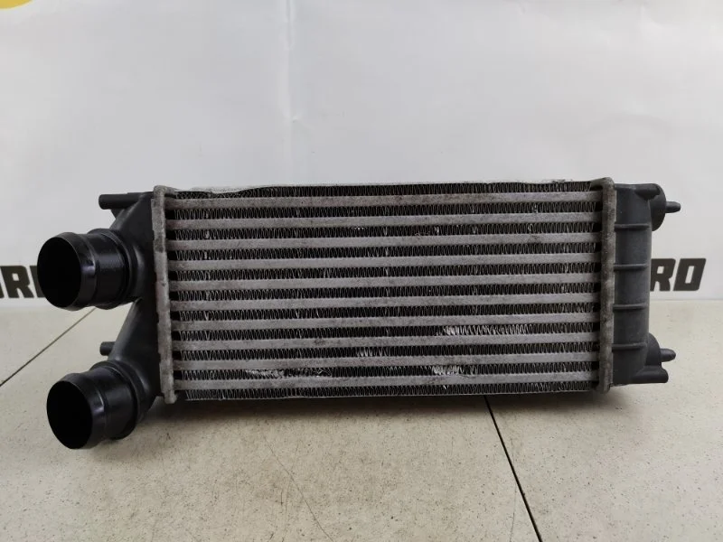 Интеркулер Peugeot 3008 2013