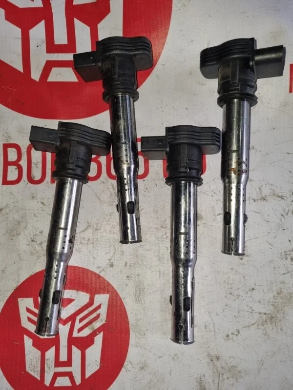 Катушка зажигания Audi A4 2009 8K5