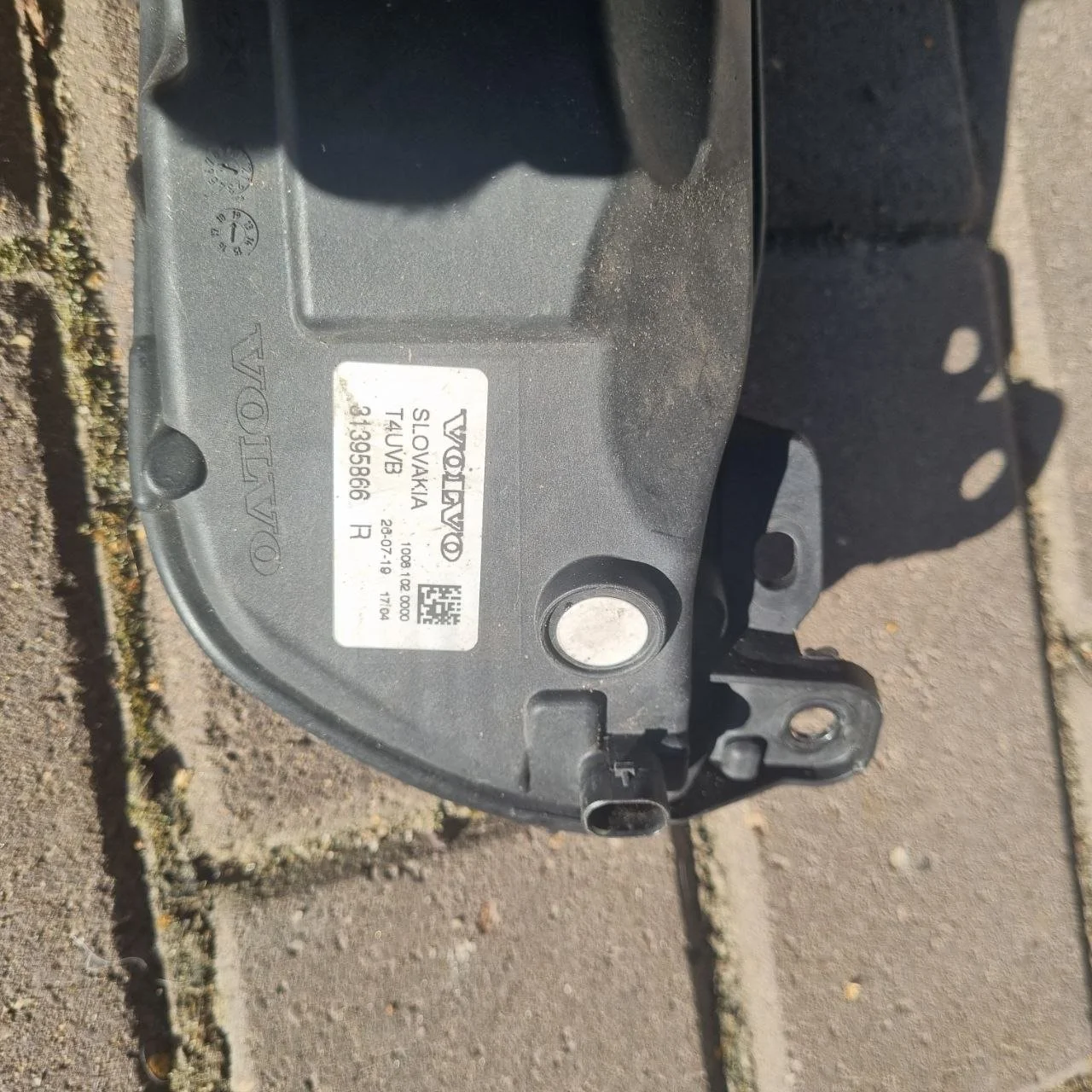 Противотуманка (ПТФ) передняя правая Volvo XC60 2 2017-2021 