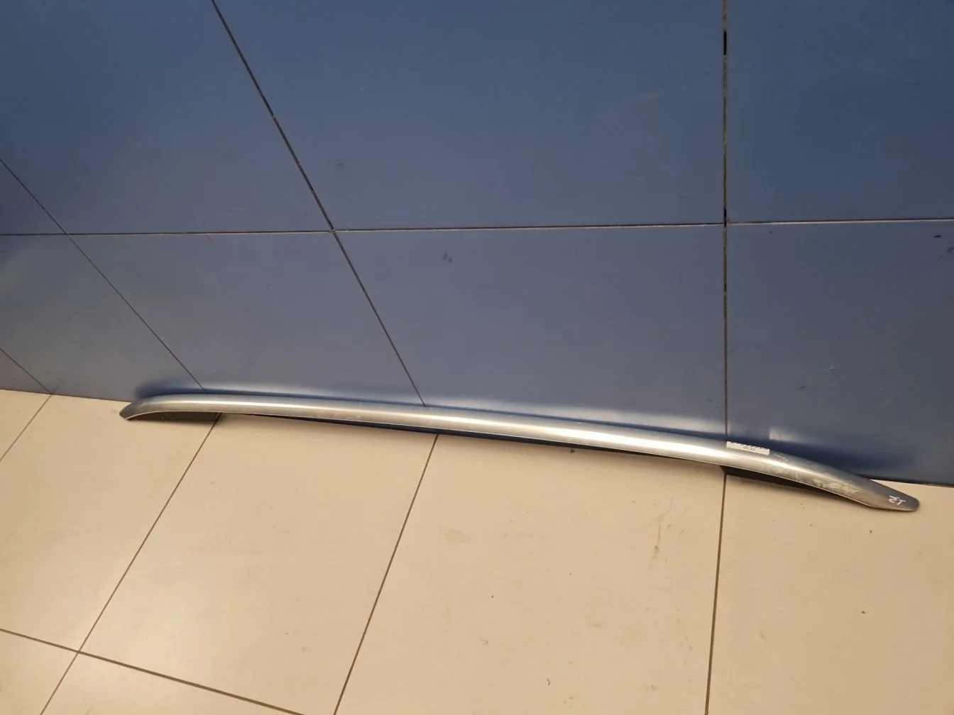 Рейлинг правый для Volkswagen Touareg 2010-2018