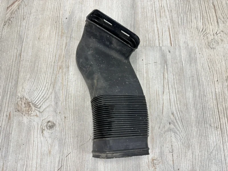 Воздуховод Audi A4 1995-2001 8D