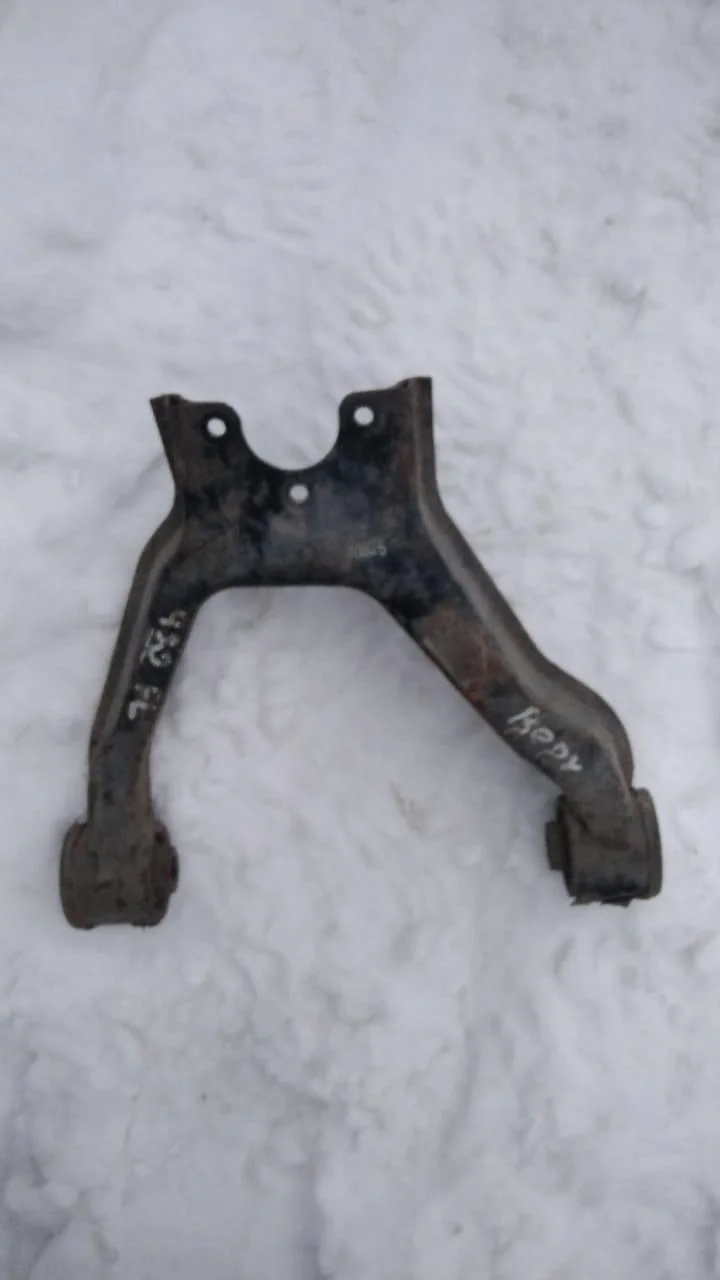 Б.у. рычаг MITSUBISHI PAJERO V98W MITSUBISHI PAJERO V98W