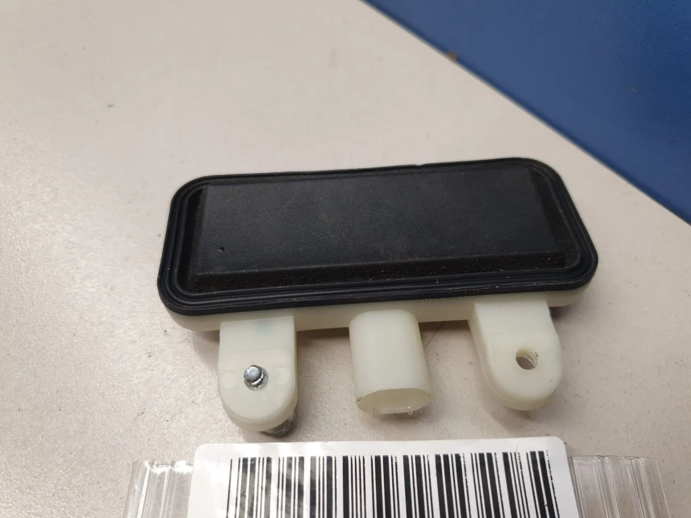 Кнопка открывания багажника для Mercedes E-klasse W212 2009-2016