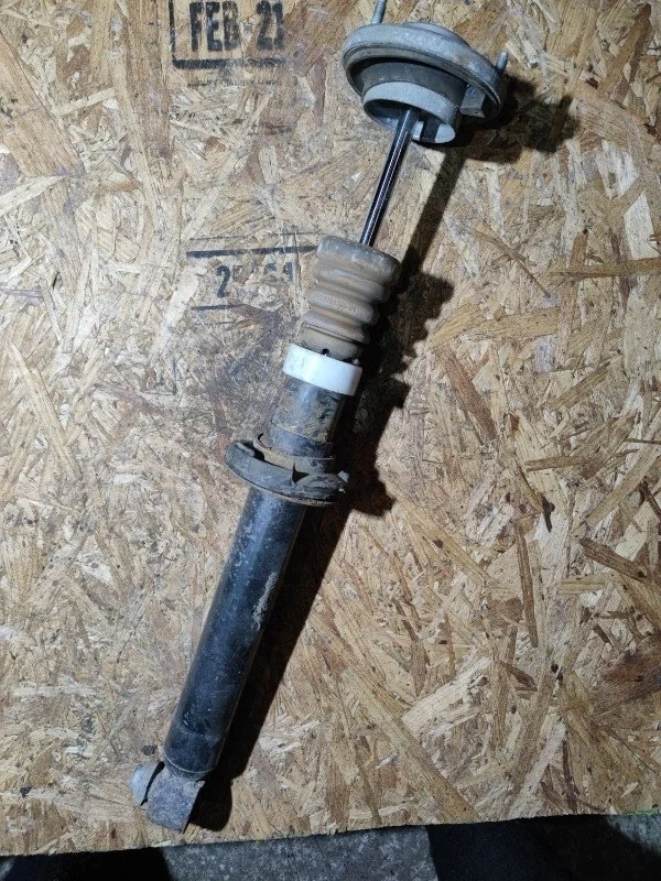 Амортизатор BMW F10