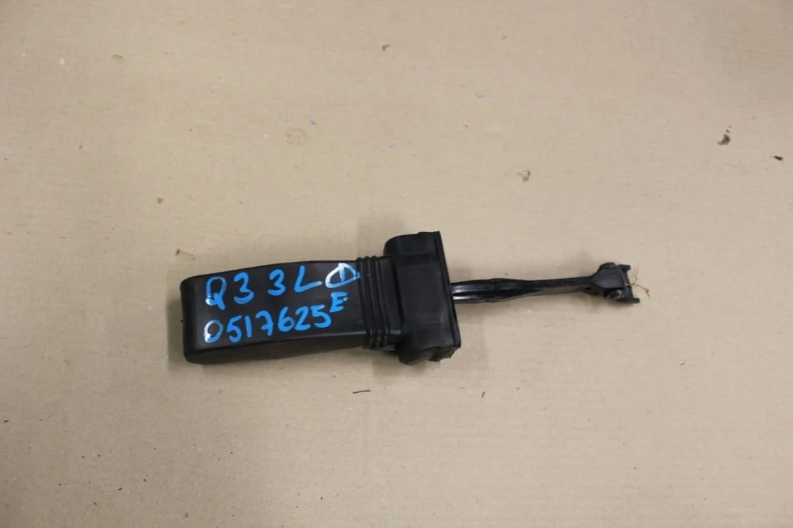 Ограничитель двери задней для Audi Q3 8U 2012-2018