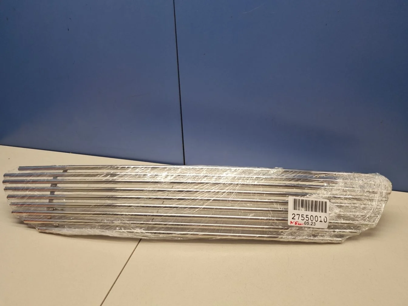 Решётка в бампер центральная для Hyundai Solaris 2010-2017