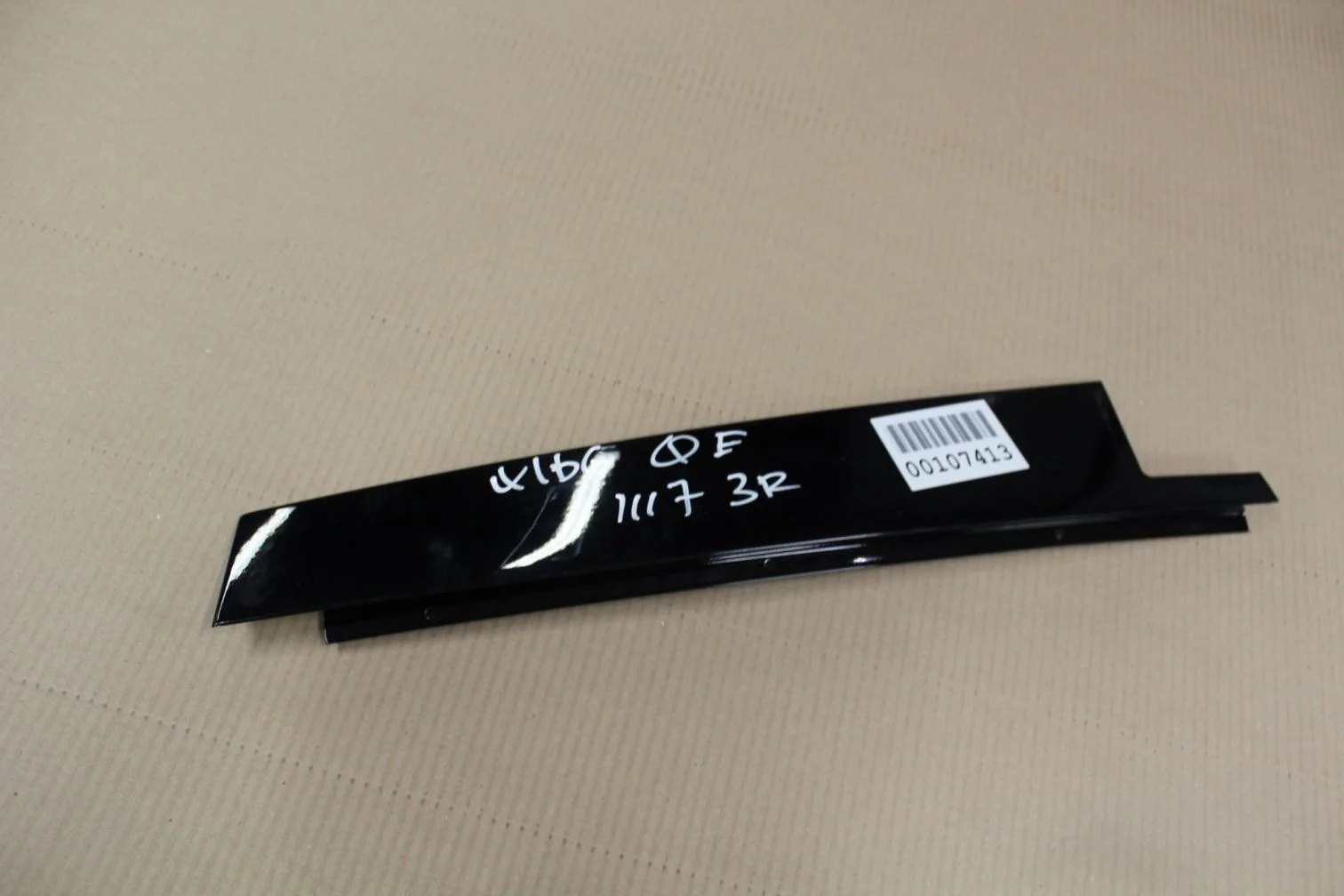 Накладка рамки двери задняя правая для Mercedes GL-klasse X166 GL GLS 2012-