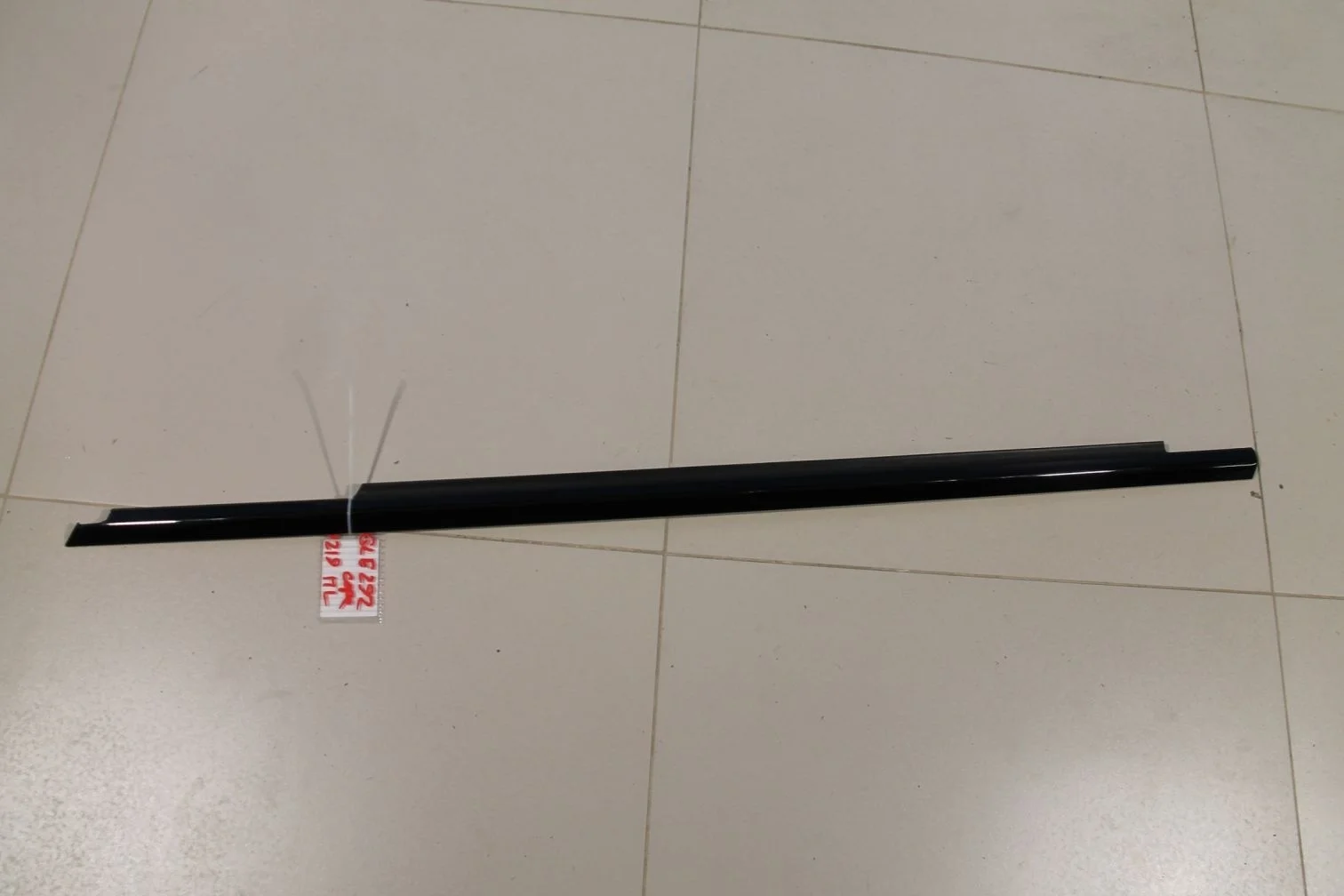 Молдинг стекла передней левой двери для Mercedes GLE-klasse C292 Coupe 2015-2019