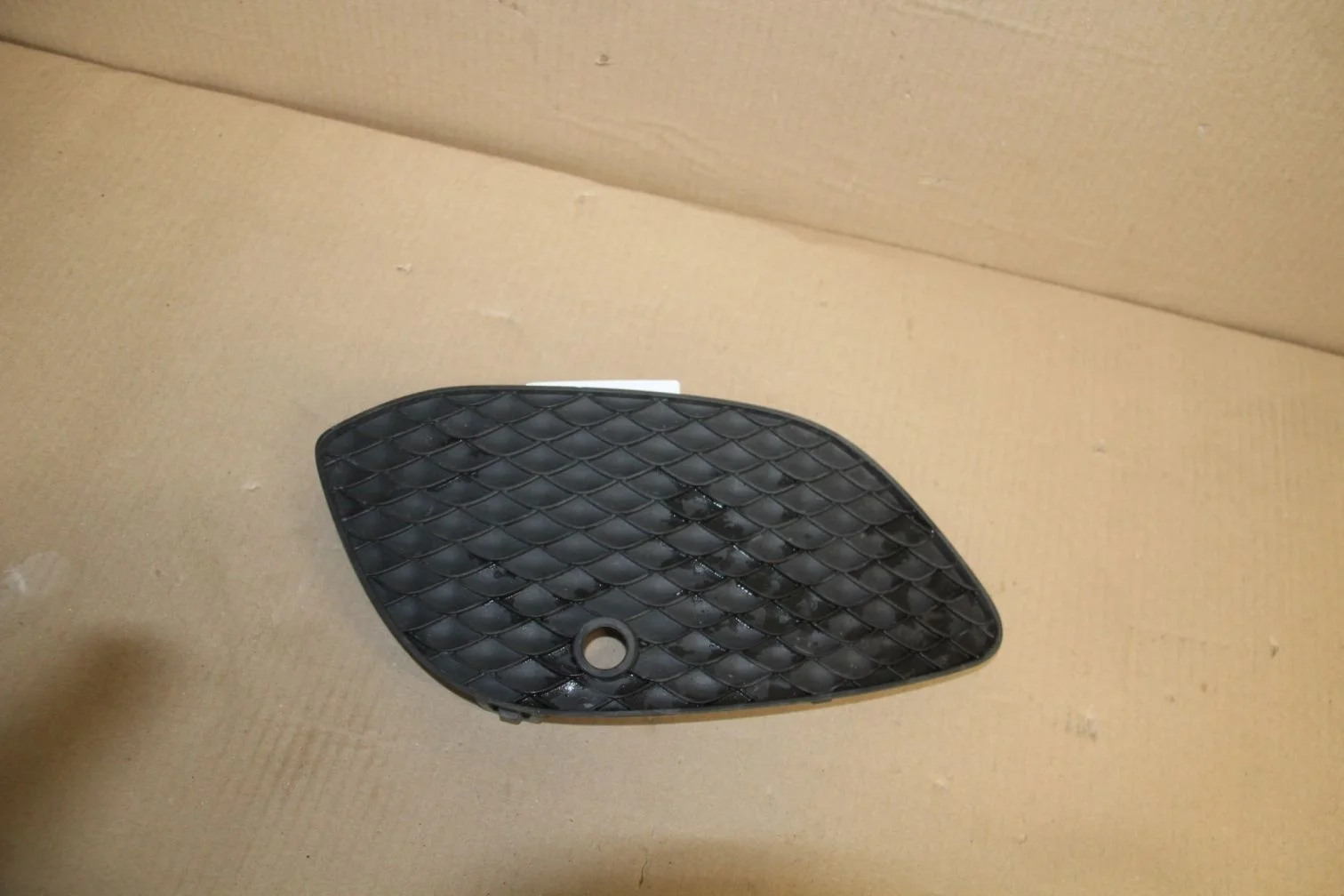 Решётка в бампер левая для Mercedes GLC-klasse X253 2015-