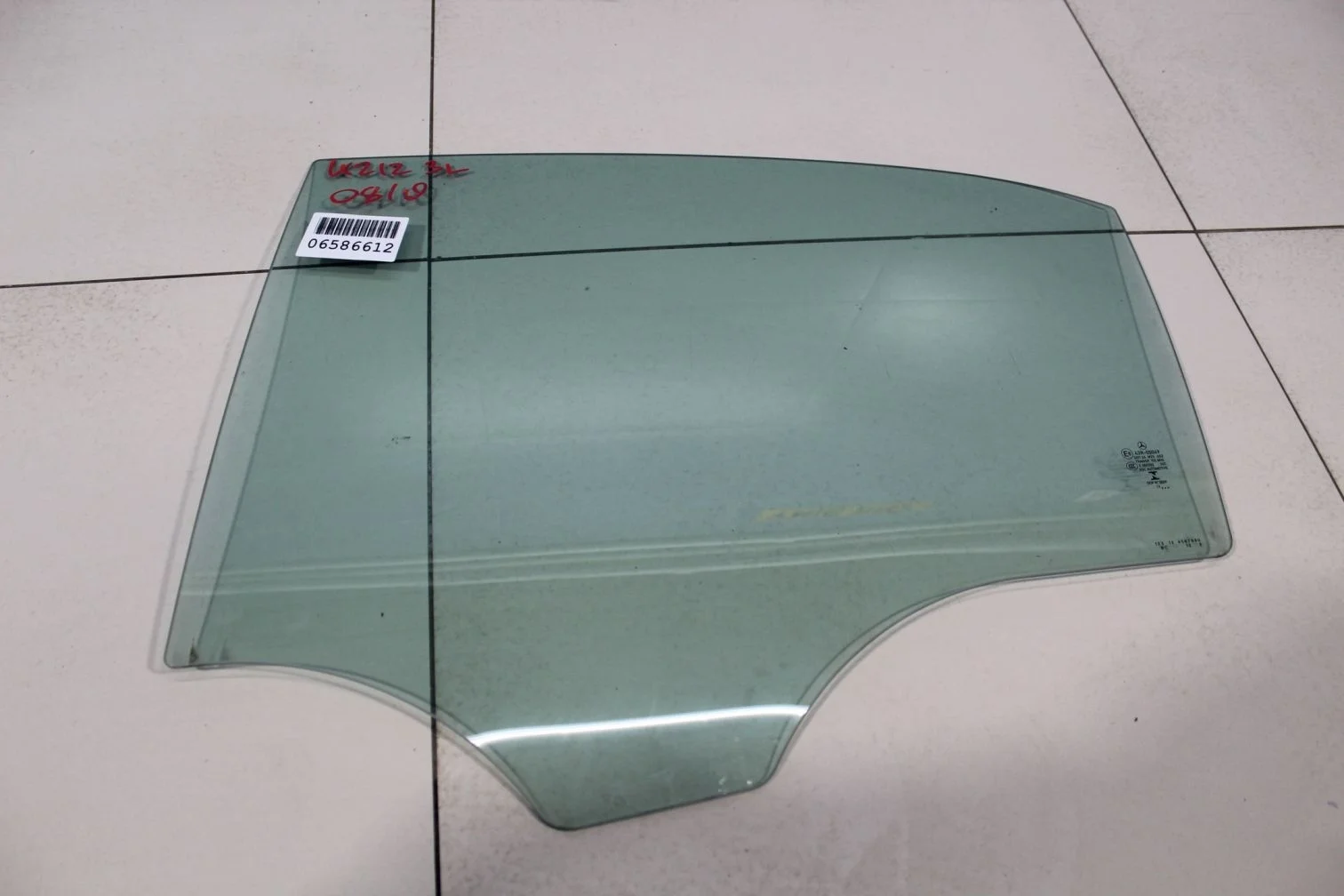 Стекло двери задней левой для Mercedes E-klasse W212 2009-2016