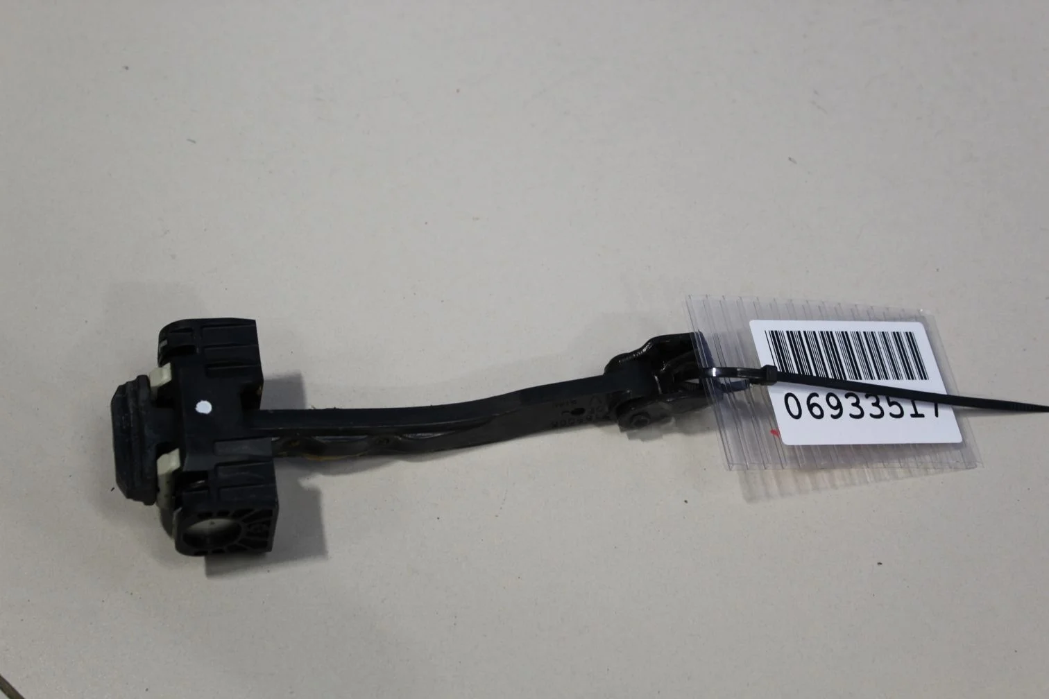 Ограничитель двери передней для BMW 5 F10 2009-2017