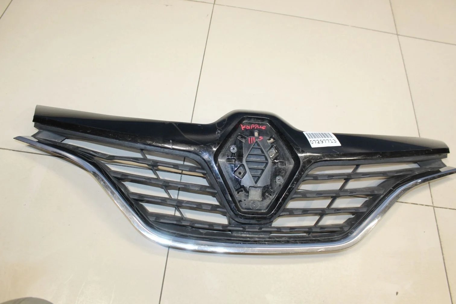 Решетка радиатора для Renault Kaptur 2016-