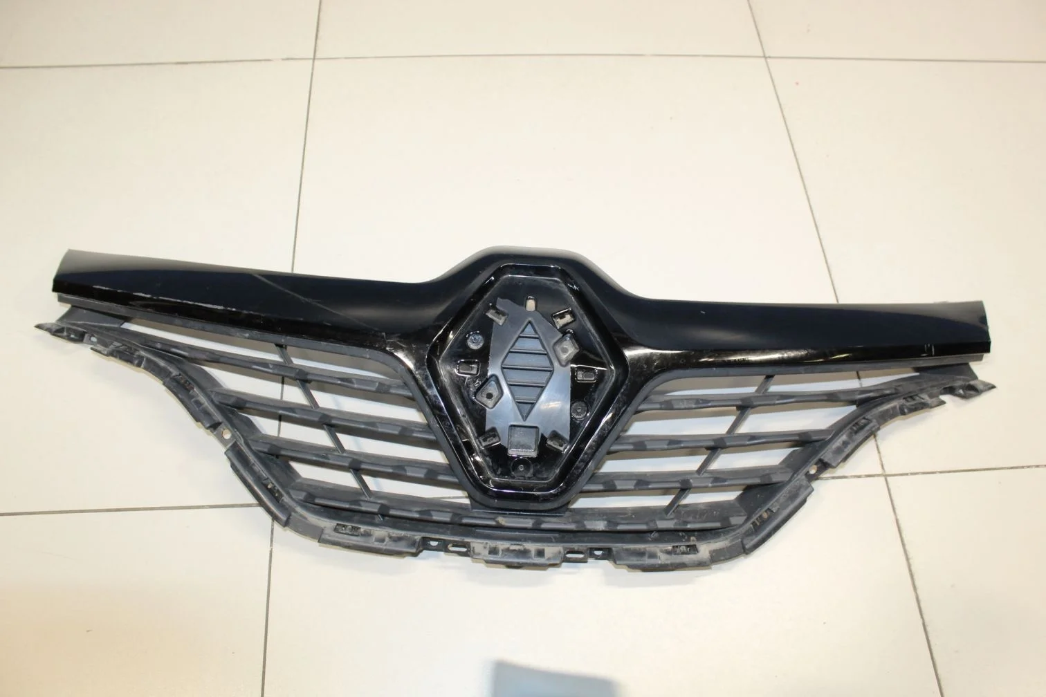 Решетка радиатора для Renault Kaptur 2016-