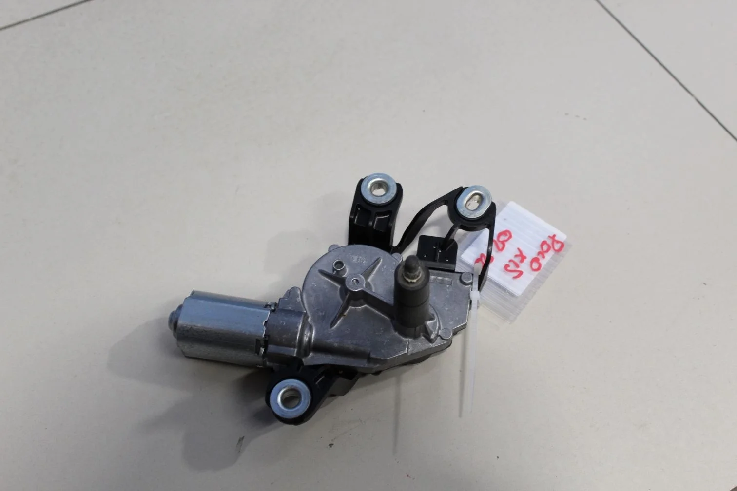 Моторчик стеклоочистителя заднего стекла для Volkswagen Polo 2009-2015