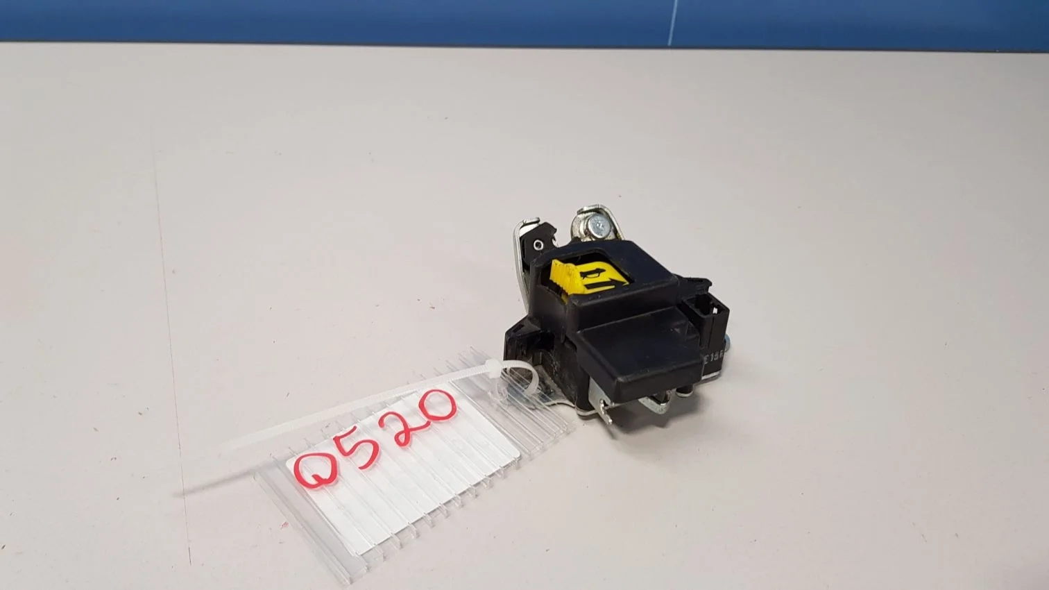 Замок багажника для KIA Cerato 2009-2013