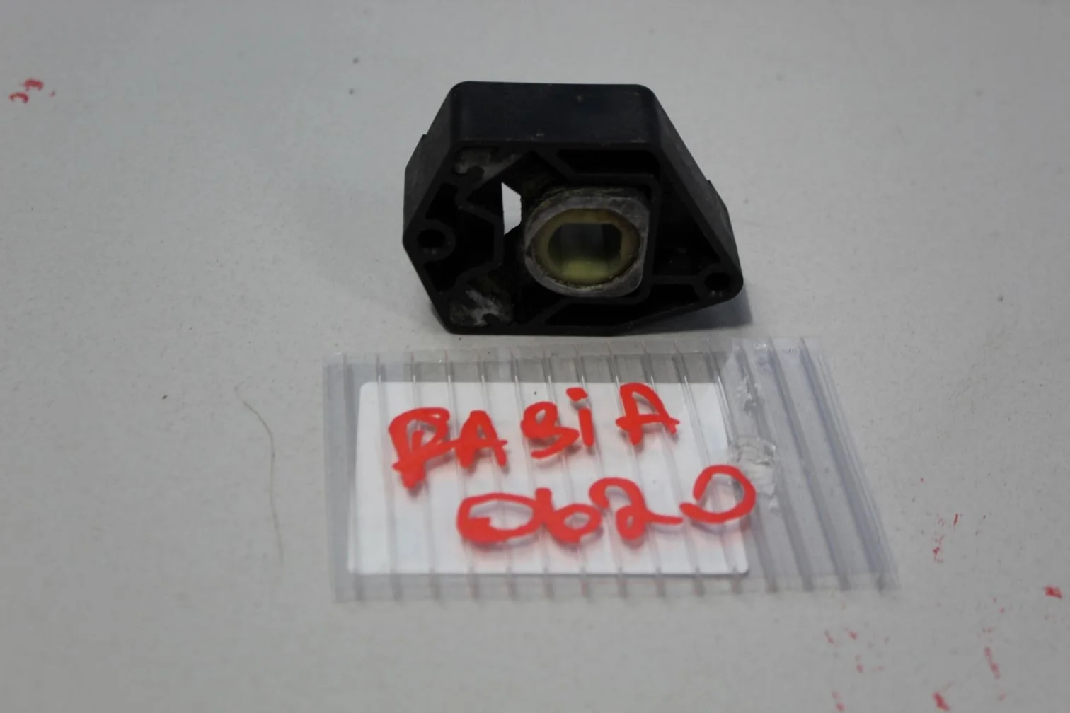 Кронштейн радиатора для Skoda Fabia 5J 2007-2015