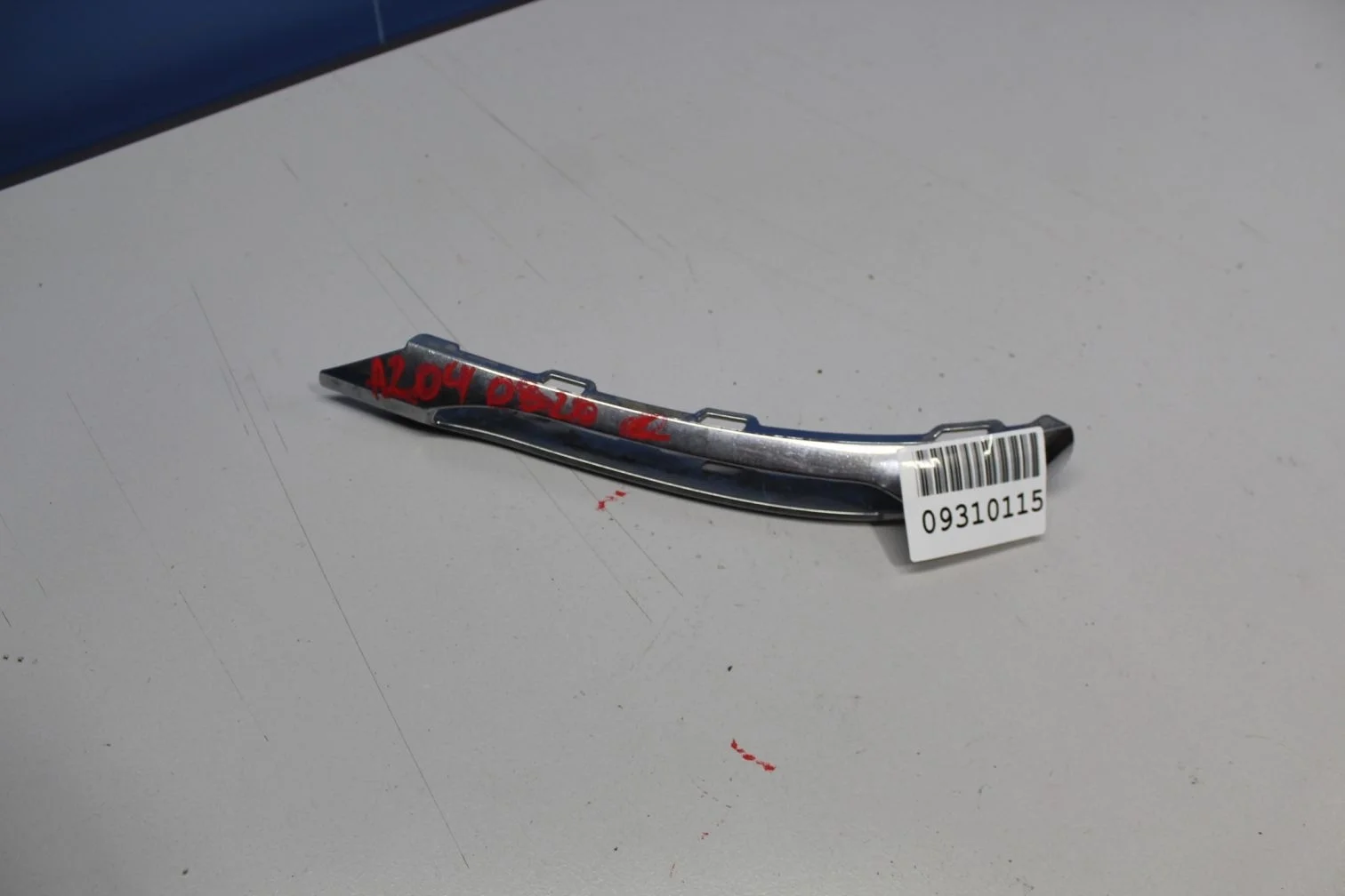 Накладка птф левая для Mercedes C-klasse W204 2007-2015